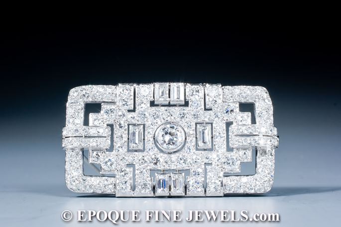 A very fine Art Deco diamond brooch | MasterArt